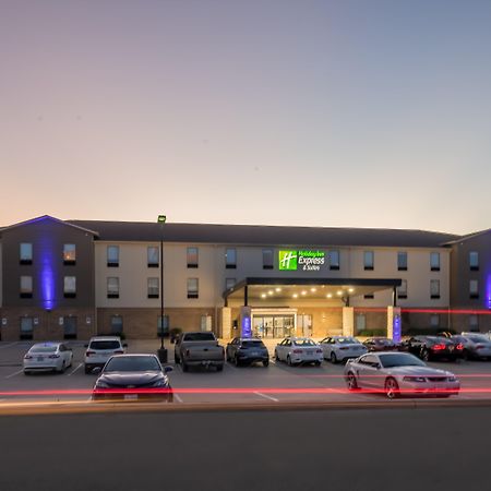 Holiday Inn Express & Suites N Waco Area - West By Ihg Екстериор снимка