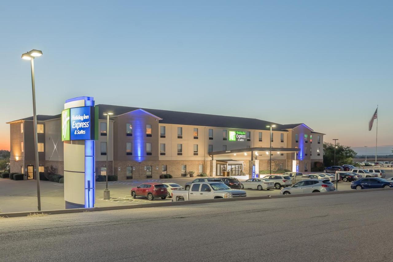Holiday Inn Express & Suites N Waco Area - West By Ihg Екстериор снимка