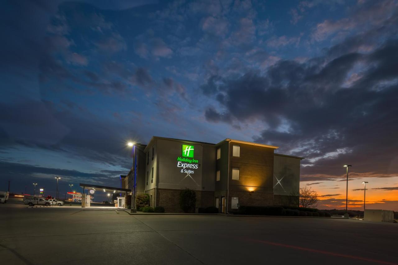 Holiday Inn Express & Suites N Waco Area - West By Ihg Екстериор снимка