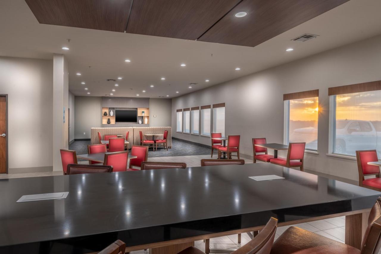 Holiday Inn Express & Suites N Waco Area - West By Ihg Екстериор снимка