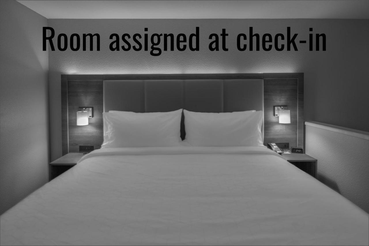 Holiday Inn Express & Suites N Waco Area - West By Ihg Екстериор снимка