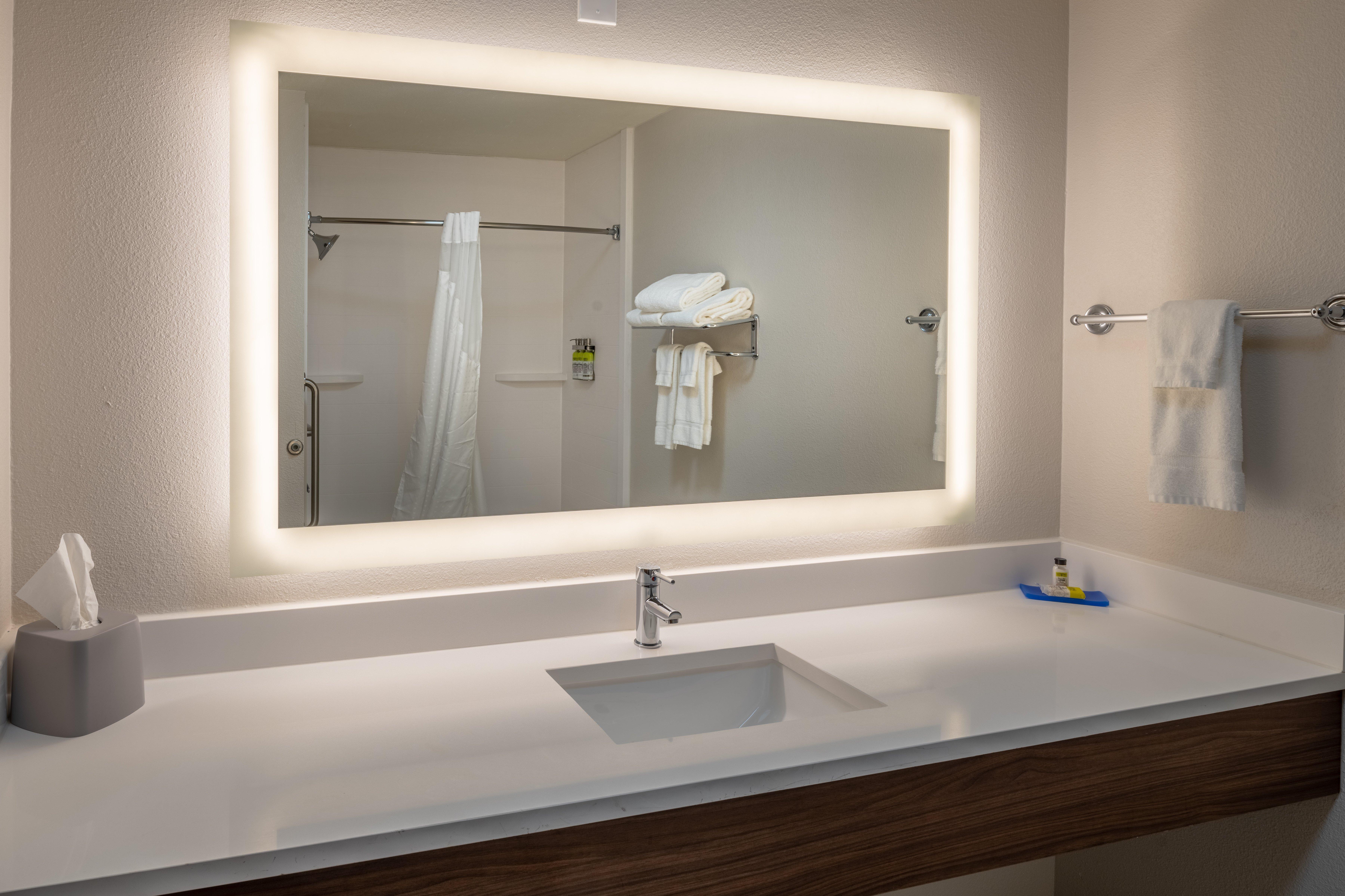 Holiday Inn Express & Suites N Waco Area - West By Ihg Екстериор снимка