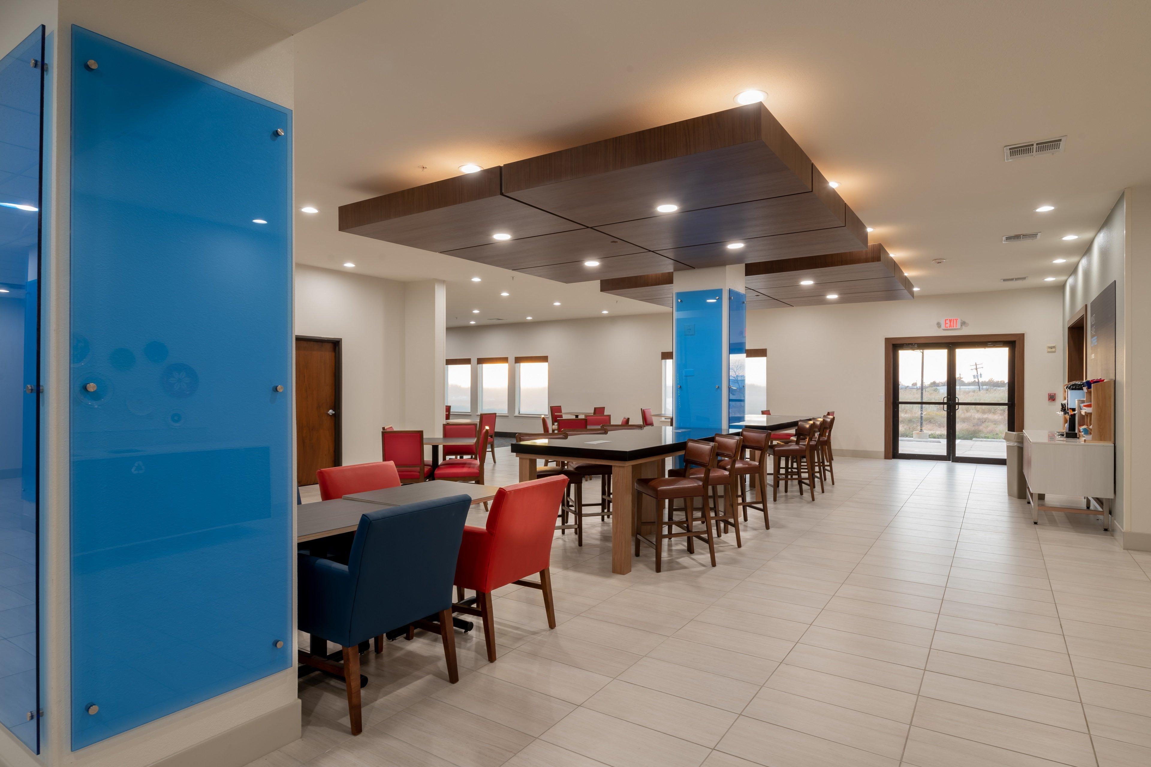 Holiday Inn Express & Suites N Waco Area - West By Ihg Екстериор снимка